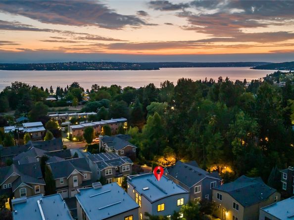 10615 NE 65th Lane, Kirkland WA 98033