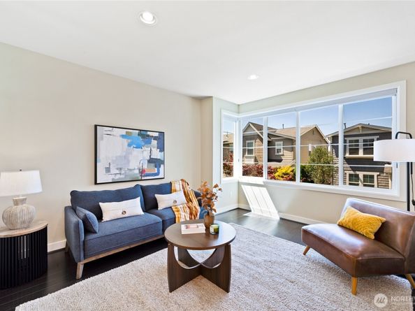 10615 NE 65th Lane, Kirkland WA 98033