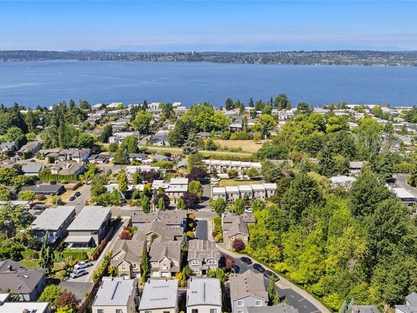 10615 NE 65th Lane, Kirkland WA 98033
