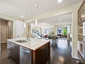 10615 NE 65th Lane, Kirkland WA 98033