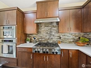 10615 NE 65th Lane, Kirkland WA 98033