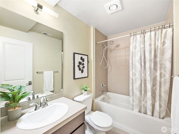 10615 NE 65th Lane, Kirkland WA 98033
