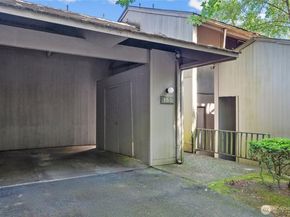13932 NE 60th Street 150, Redmond WA 98052