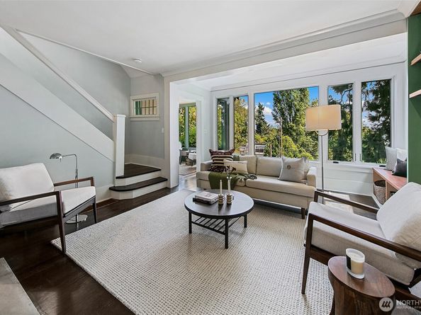 1525 Madrona Drive, Seattle WA 98122