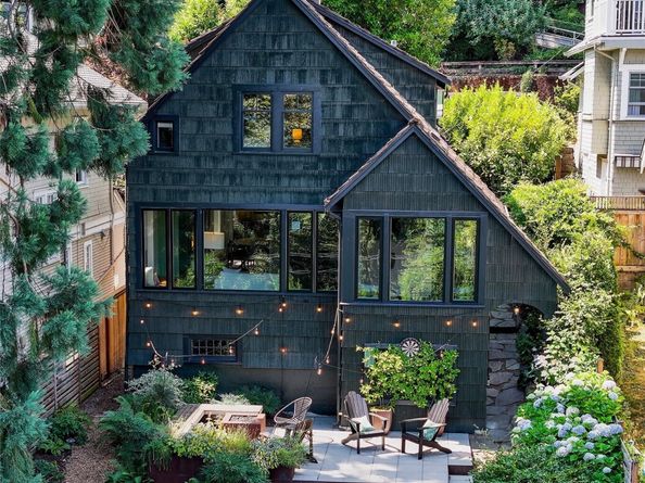 1525 Madrona Drive, Seattle WA 98122