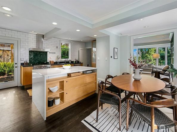 1525 Madrona Drive, Seattle WA 98122