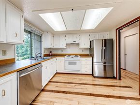 5410 189th Place SW, Lynnwood WA 98036