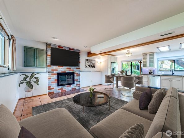 5410 189th Place SW, Lynnwood WA 98036
