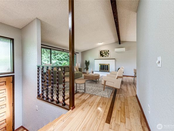 5410 189th Place SW, Lynnwood WA 98036
