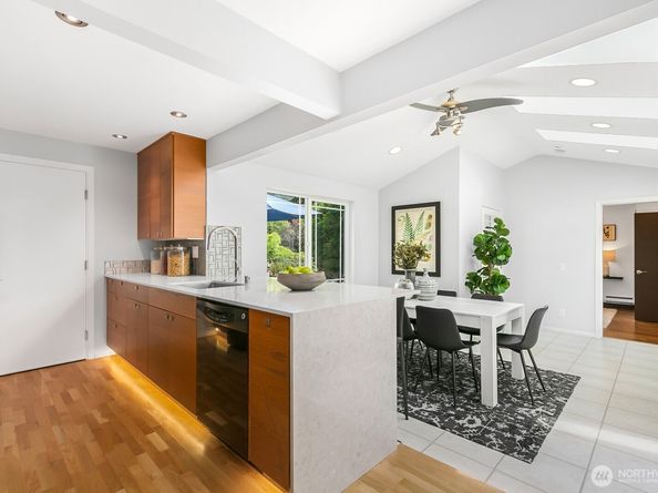 15153 SE Newport Way, Bellevue WA 98006