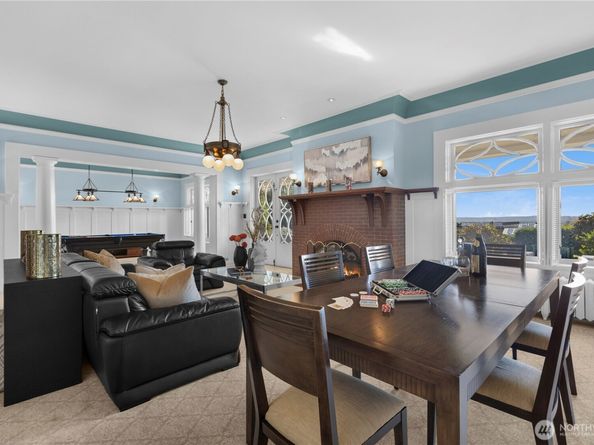 421 W Highland Drive, Seattle WA 98119