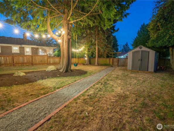 7307 35th Avenue SW, Seattle WA 98126