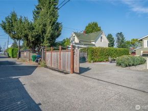 7307 35th Avenue SW, Seattle WA 98126