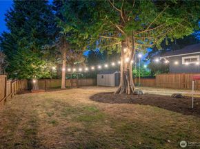 7307 35th Avenue SW, Seattle WA 98126