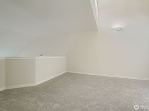 7307 Sand Pont Way NE 613, Seattle WA 98115