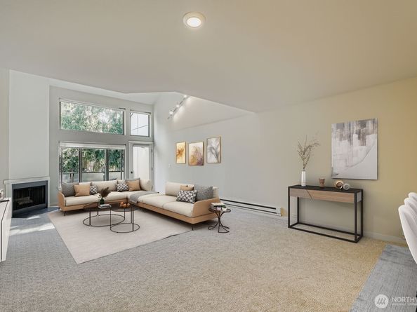 7307 Sand Pont Way NE 613, Seattle WA 98115