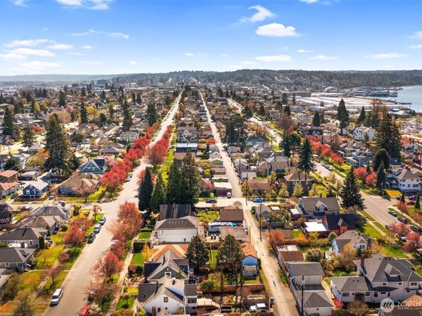 1624 Hoyt Avenue 1 & 2, Everett WA 98201