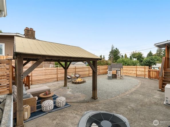 2820 S 152nd ST, SeaTac WA 98188