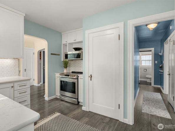 2820 S 152nd ST, SeaTac WA 98188