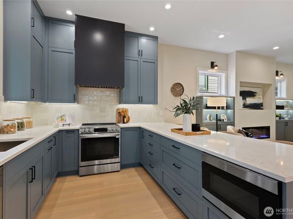 6543 Chapin Place N, Seattle WA 98103