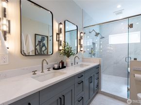 6543 Chapin Place N, Seattle WA 98103