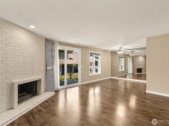 12540 SE 32nd Street 35, Bellevue WA 98005