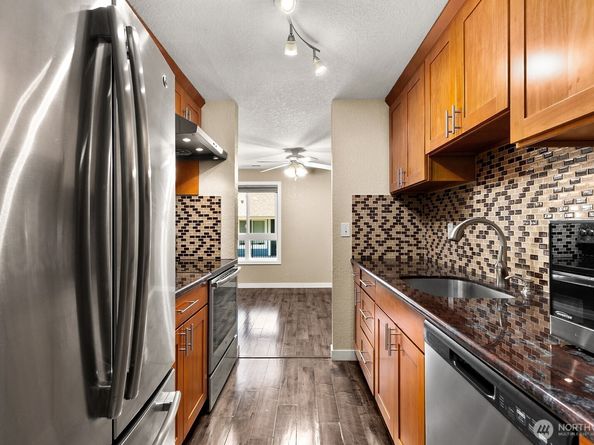 12540 SE 32nd Street 35, Bellevue WA 98005