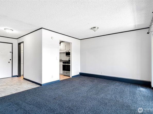 5915 Highway Place 404, Everett WA 98203