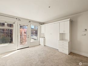 123 Queen Anne Avenue N 305, Seattle WA 98109