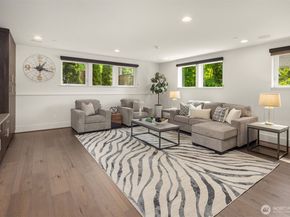 6829 SE 32nd Street, Mercer Island WA 98040