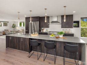 6829 SE 32nd Street, Mercer Island WA 98040