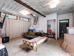 24320 119th Avenue SE, Woodinville WA 98077