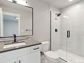 17825 Wallingford Avenue N A, Shoreline WA 98133