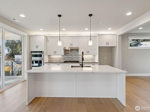 17825 Wallingford Avenue N A, Shoreline WA 98133