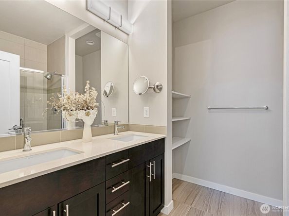 13905 NE 15th Court, Bellevue WA 98005