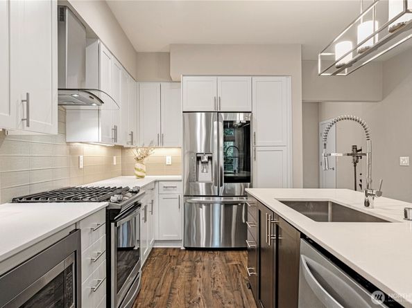 13905 NE 15th Court, Bellevue WA 98005