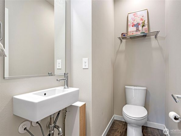 13905 NE 15th Court, Bellevue WA 98005