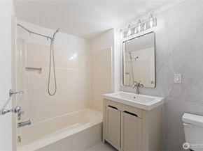 603 38th Avenue, Seattle WA 98122