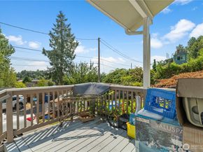 5041 31st Avenue S, Seattle WA 98108