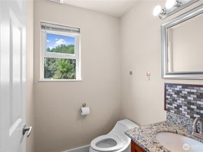 5041 31st Avenue S, Seattle WA 98108