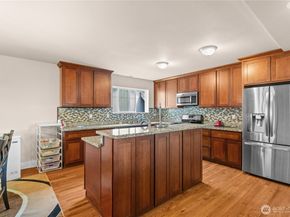 5041 31st Avenue S, Seattle WA 98108
