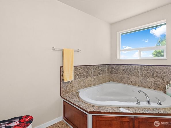5041 31st Avenue S, Seattle WA 98108