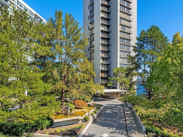 1620 43rd Avenue E 8C, Seattle WA 98112