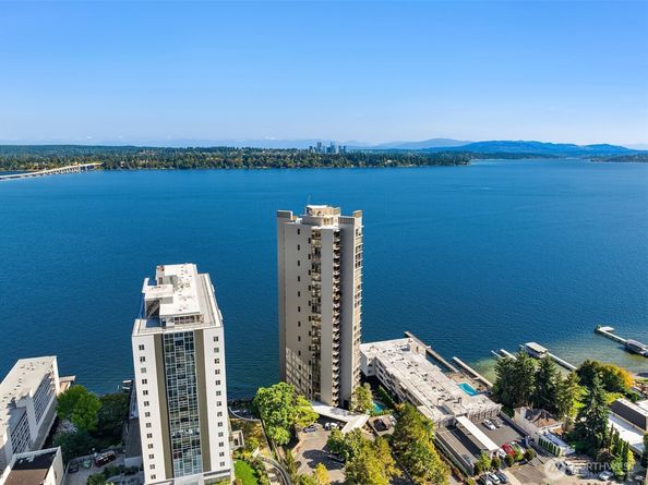 1620 43rd Avenue E 8C, Seattle WA 98112