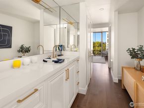 1620 43rd Avenue E 8C, Seattle WA 98112