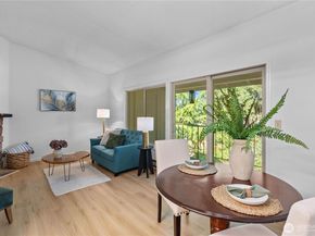 3435 Auburn Way S 22, Auburn WA 98092