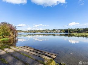 7017 Osprey Circle, Bremerton WA 98312