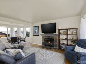 7017 Osprey Circle, Bremerton WA 98312