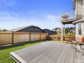 7017 Osprey Circle, Bremerton WA 98312