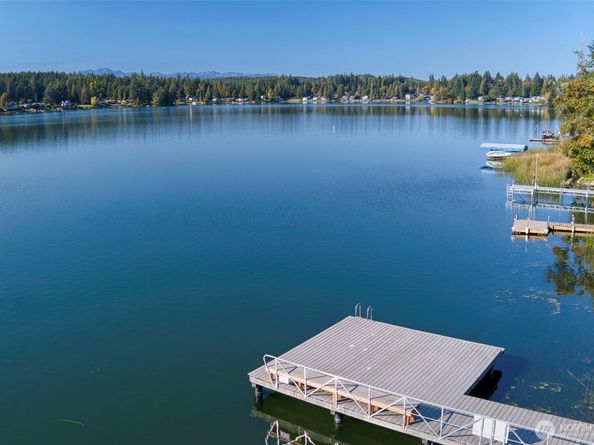 7017 Osprey Circle, Bremerton WA 98312